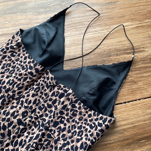 TopShop Women's Animal Print Cross Back Midi Dress Size 6 - Picture 7 of 13